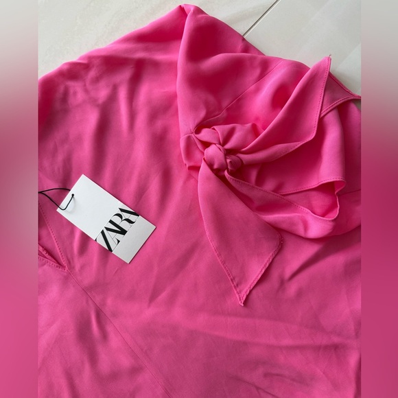 Women’s Zara Butterfly Style Blouse - Picture 3 of 4